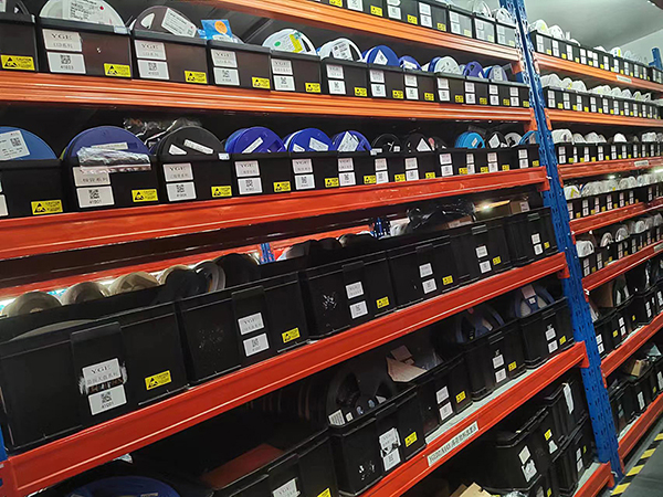 pcba加工與smt加工的區(qū)別是什么？