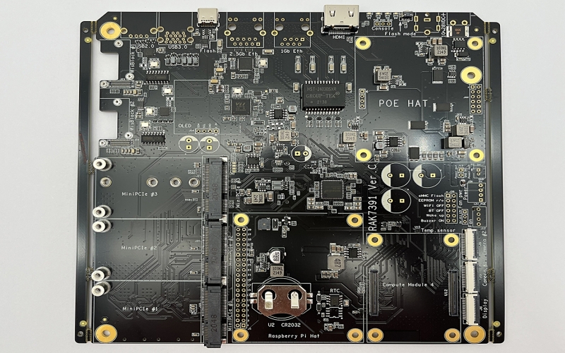 SMT貼片加工手工點膠和自動點膠的區(qū)別及PCBA加工品質(zhì)升級的關(guān)鍵抉擇？